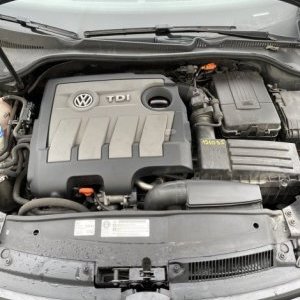 foto VW Golf 1.6 TDi nové: vstřiky, rg ventil, spojka, vodní pumpa, zimní pneu